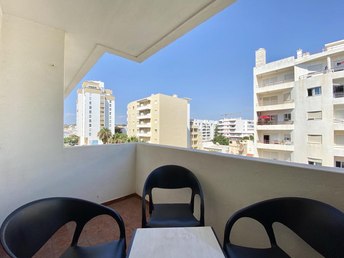 Chantal Apartment - Near The Beach - Quarteira Exterior photo