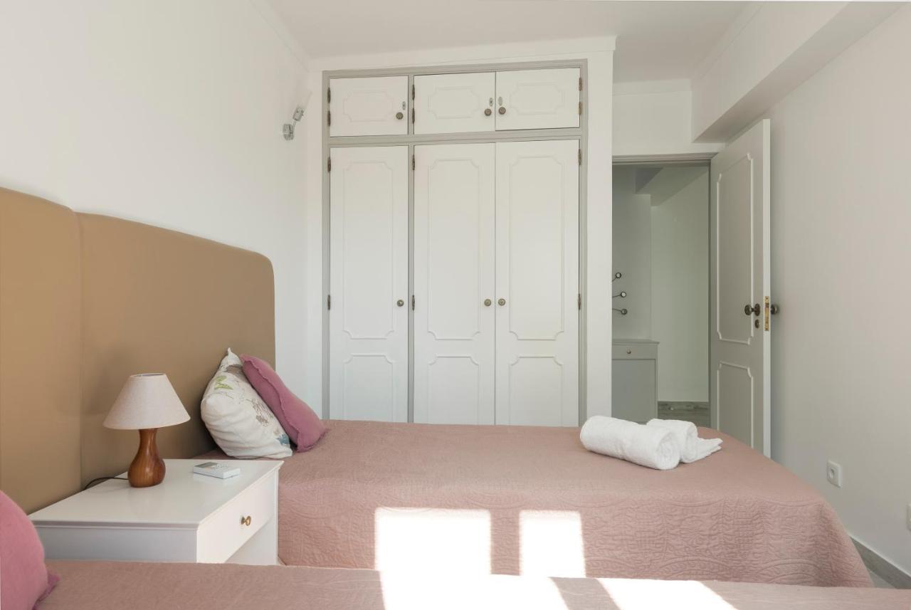 Chantal Apartment - Near The Beach - Quarteira Exterior photo